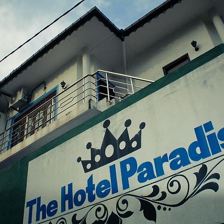 The Hotel Paradise Katunayaka Buitenkant foto